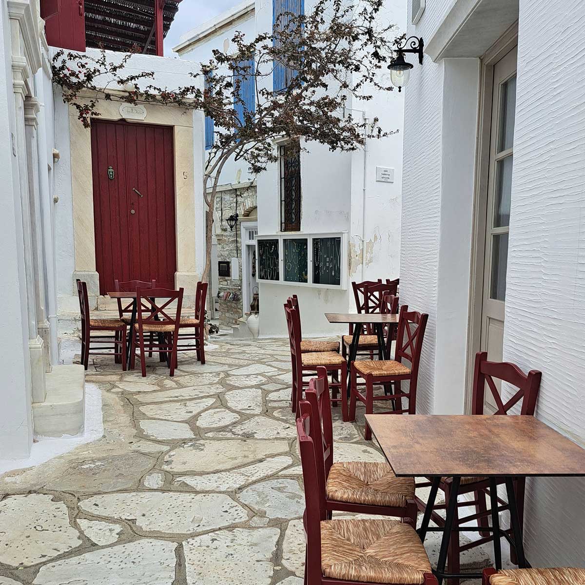VOLAX & PYRGOS VILLAGE TOUR